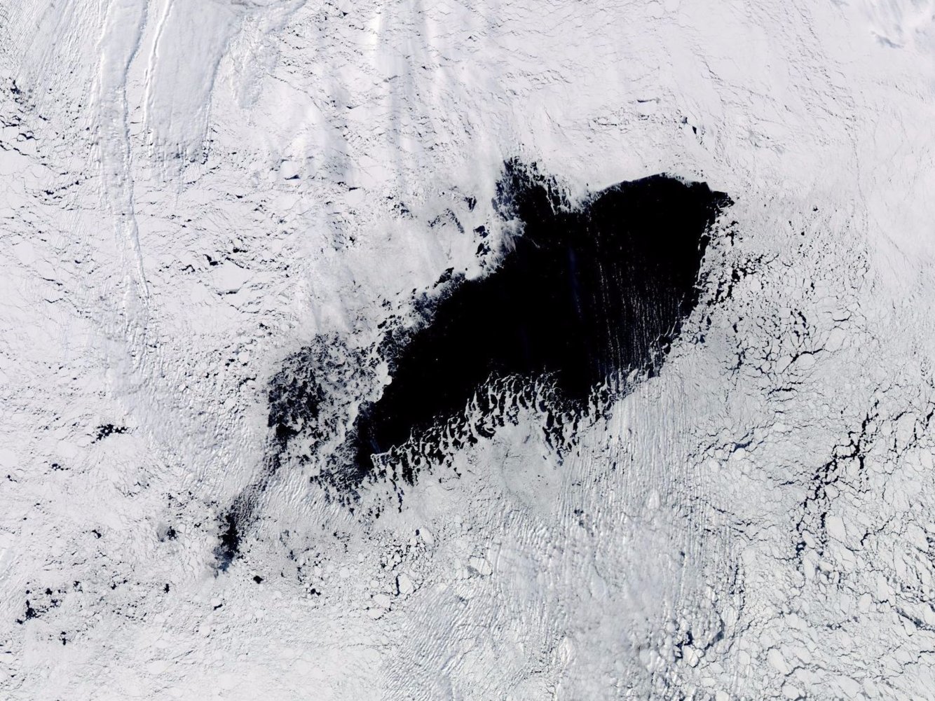 What caused a massive hole in Antarctic sea ice?